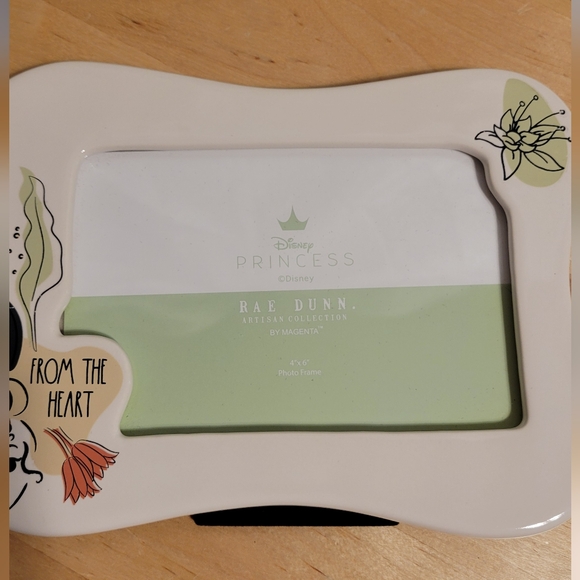 Rae Dunn Disney Princess and Frog Tiana From the Heart 4×6 Frame Artisan Collect - Picture 11 of 15